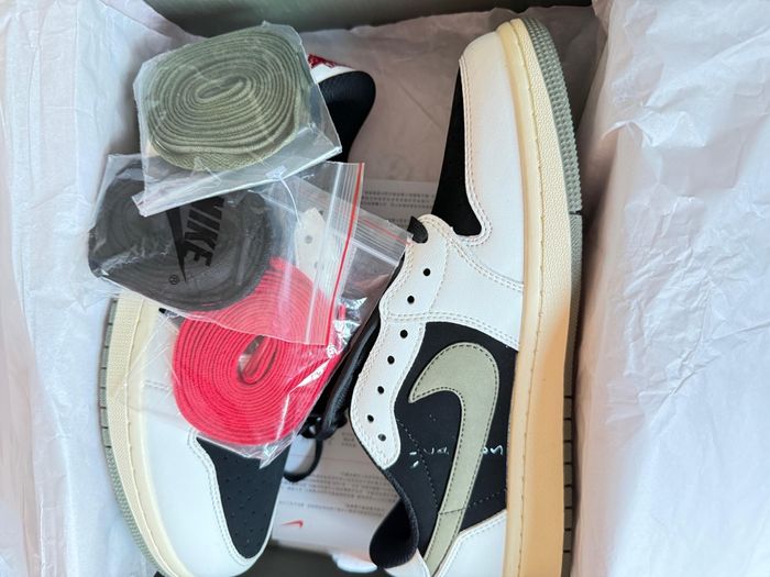 Jordan 1 low Travis Scott olive - photo numéro 3