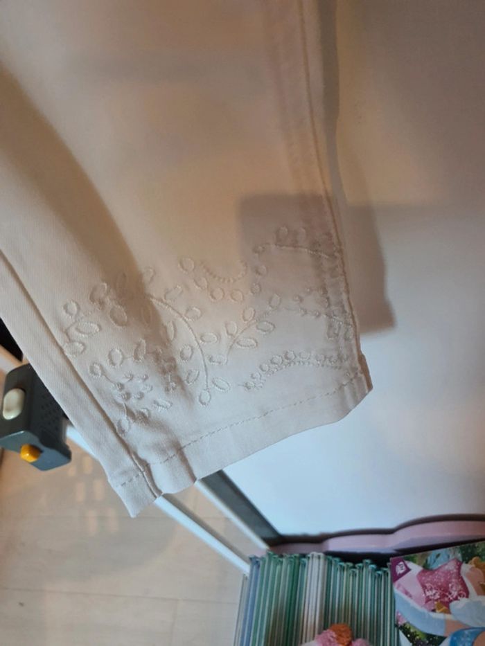 Jean neuf - photo numéro 2