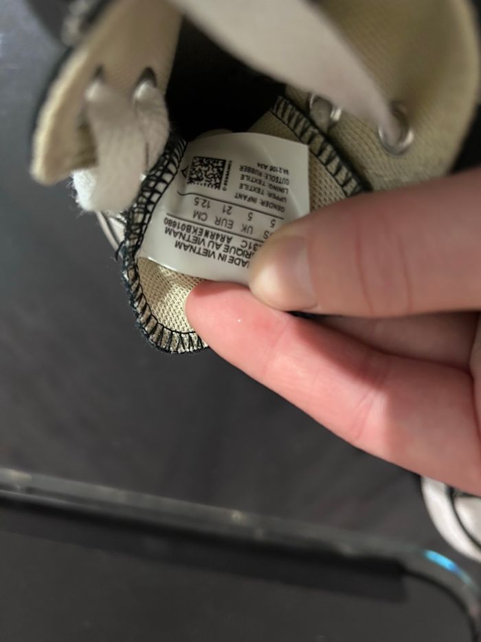 Converse montante bébé taille 21 - photo numéro 7