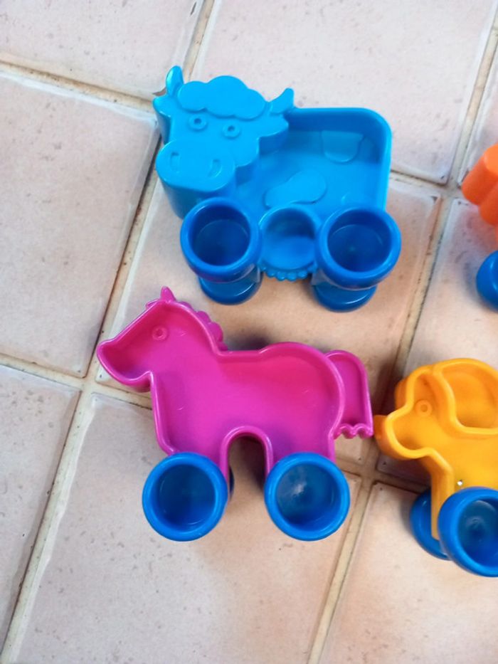 🎅lot 4 animaux roulant - photo numéro 2