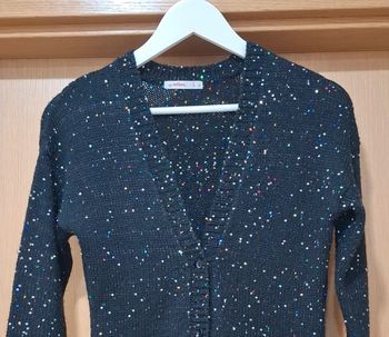 Cardigan com brilhantes da Lefties