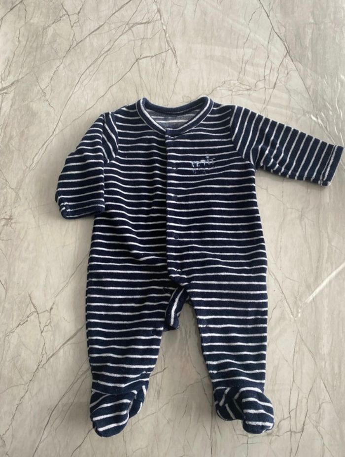 Lot de 11 pyjamas - photo numéro 3