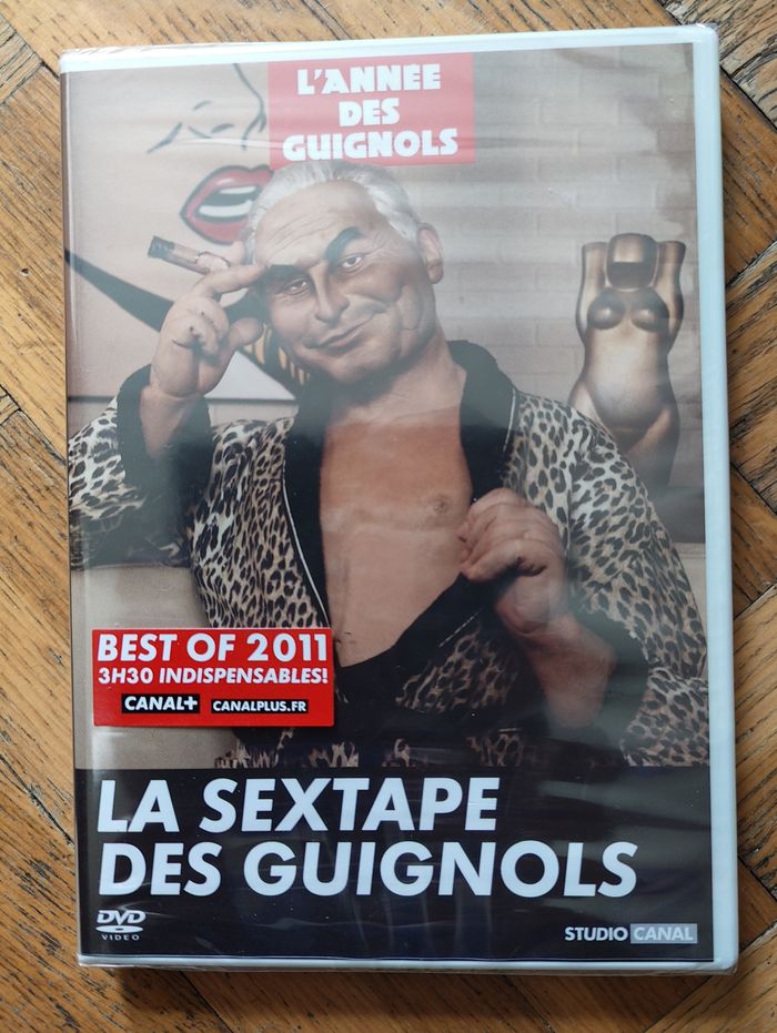 Les Guignols de l'info - Un français à New York - Best of 2011 - La sextape  des Guignols