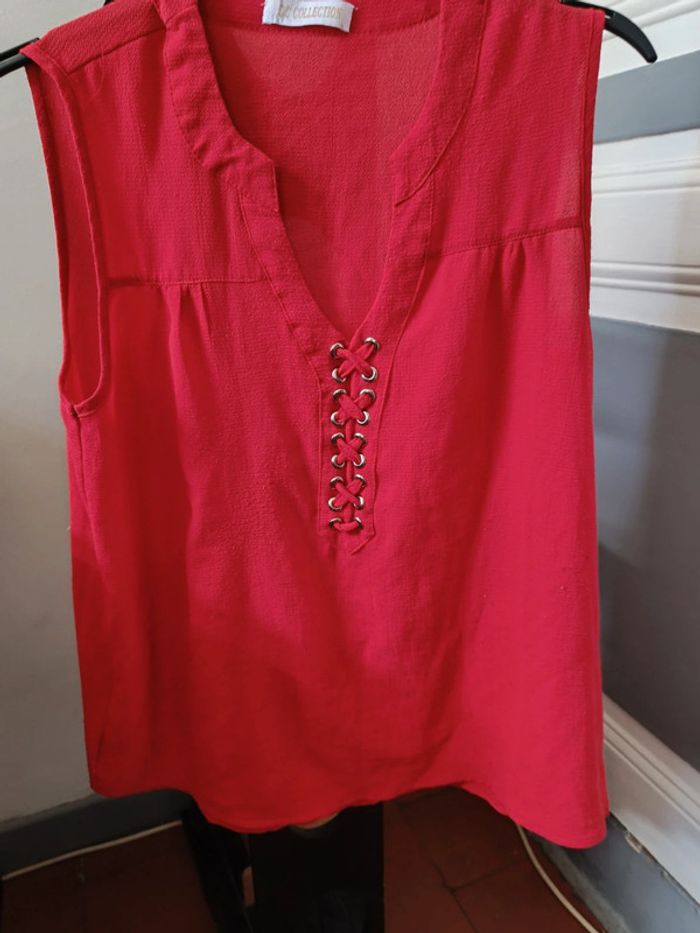 Haut rouge