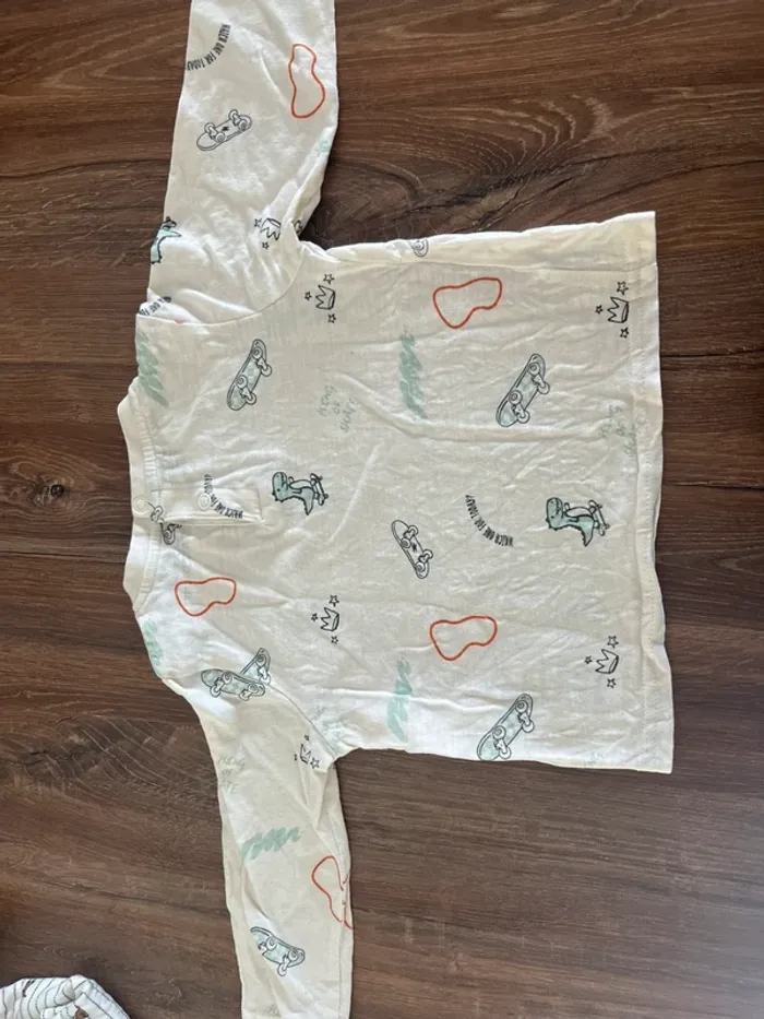 Lot de 2 tee-shirts 12 mois - photo numéro 6