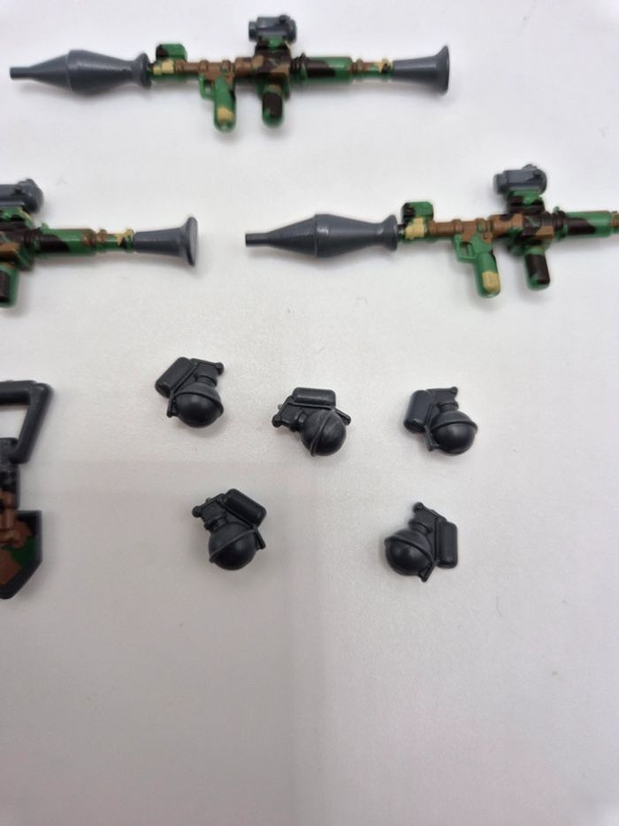 Lot d'armes mitraillette type lego pour militaires star wars - photo numéro 4