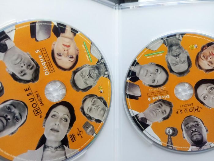 DVD - Dr. House - Coffret saisons 1 à 3 - photo numéro 8