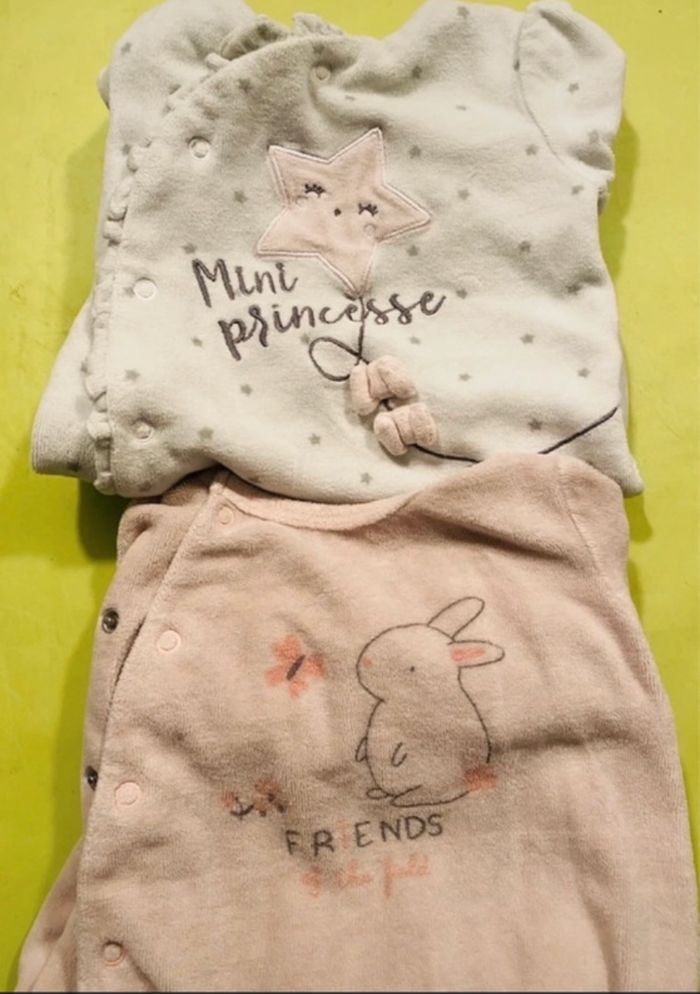2 pijamas 3-6mois