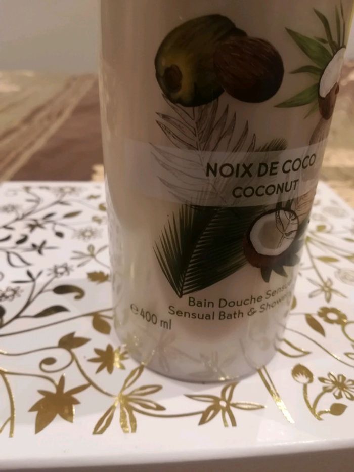 Bain douche sensuel noix de coco Yves Rocher - photo numéro 2