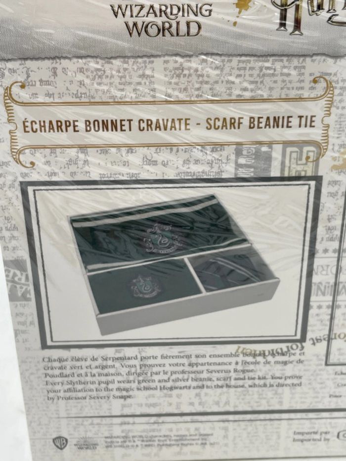 Coffret Harry Potter Écharpes Bonnet Cravate Slytherin neuf - photo numéro 4