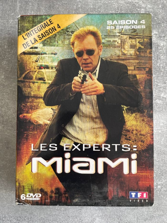 Coffret 6 DVD Les experts : Miami saison 4 l'intégrale en français. - photo numéro 1