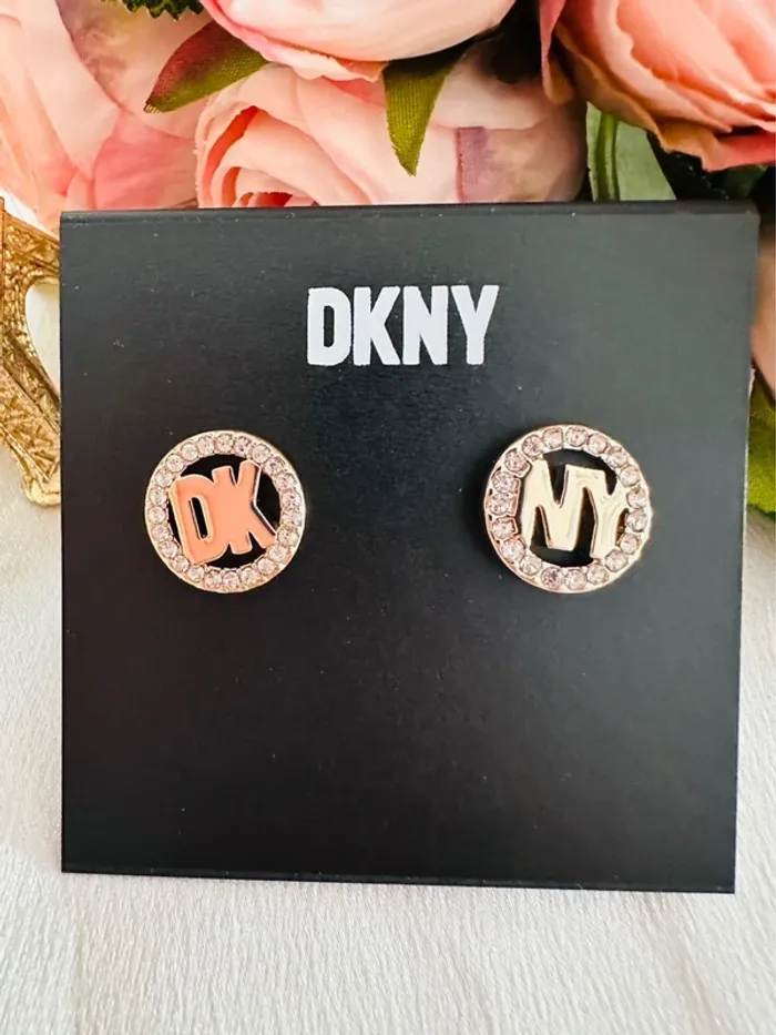 Boucles d’oreilles dkny dorées – Cristaux & logo dk/ny – Authentique - photo numéro 6