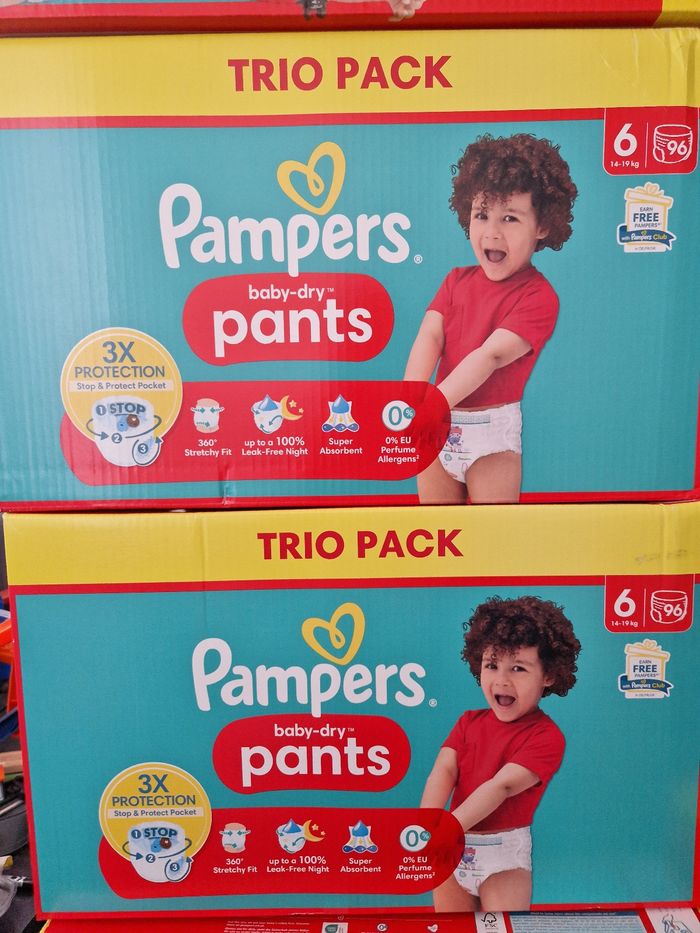 Lot 2 cartons Pampers couches culottes T6