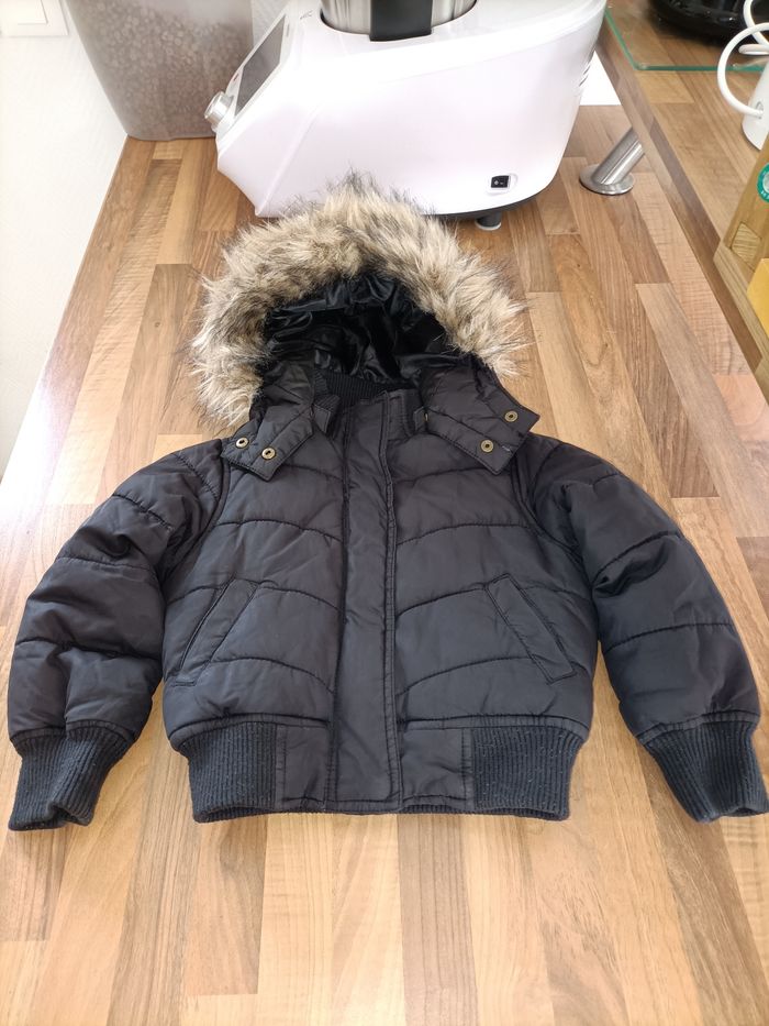 Manteau chaud noir fourré 2-3 ans H&M