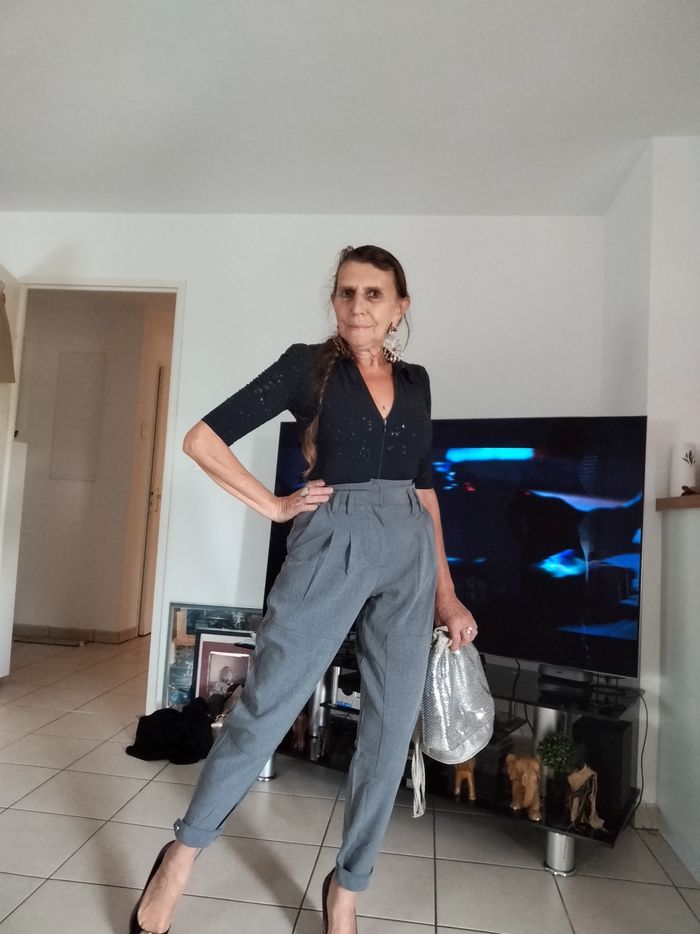 Pantalon pince XS/S Bershka