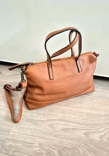 Sac à main fuchsia Paris