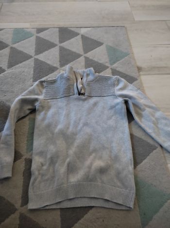 Pull taille 12 ans