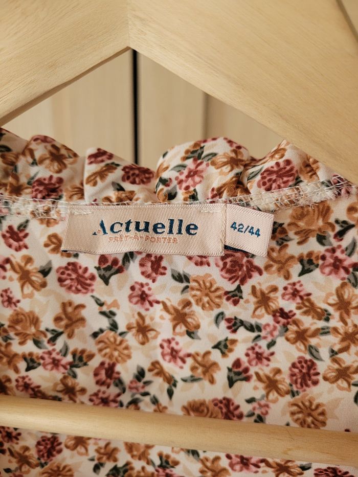 Blouse à fleurs - photo numéro 2