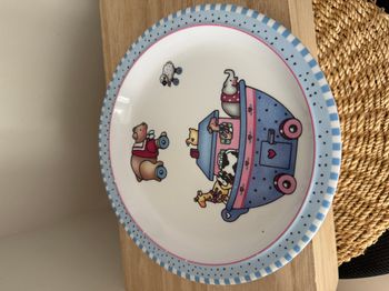 DISNEY KINGDOM INC 1990 ASSIETTE ENFANT EN MÉLAMINE ARCHE ÉLÉPHANT ANIMA