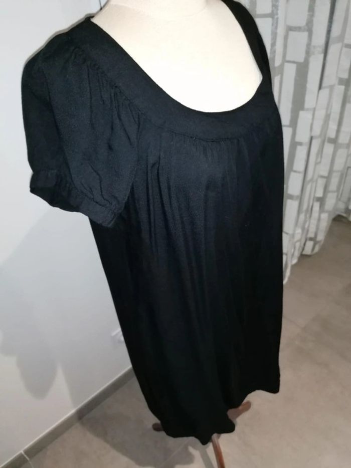 Robe noire - photo numéro 2