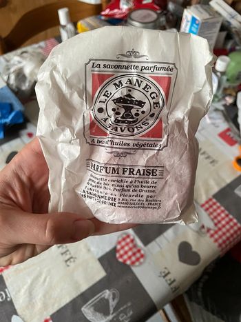 Savon parfum fraise Le Manège à Savons