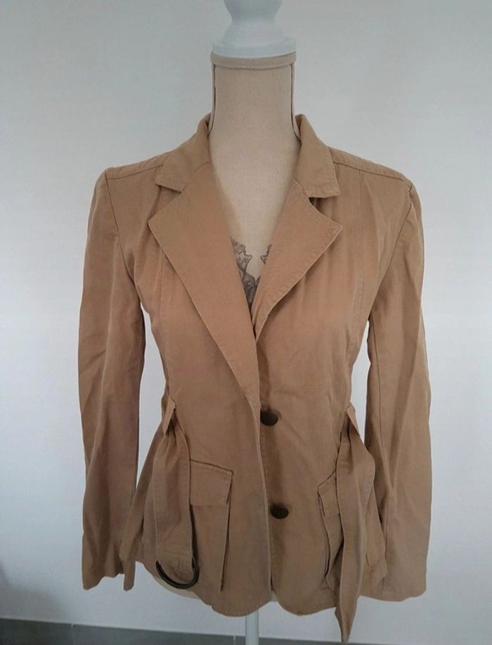 Veste légère avec ceinture