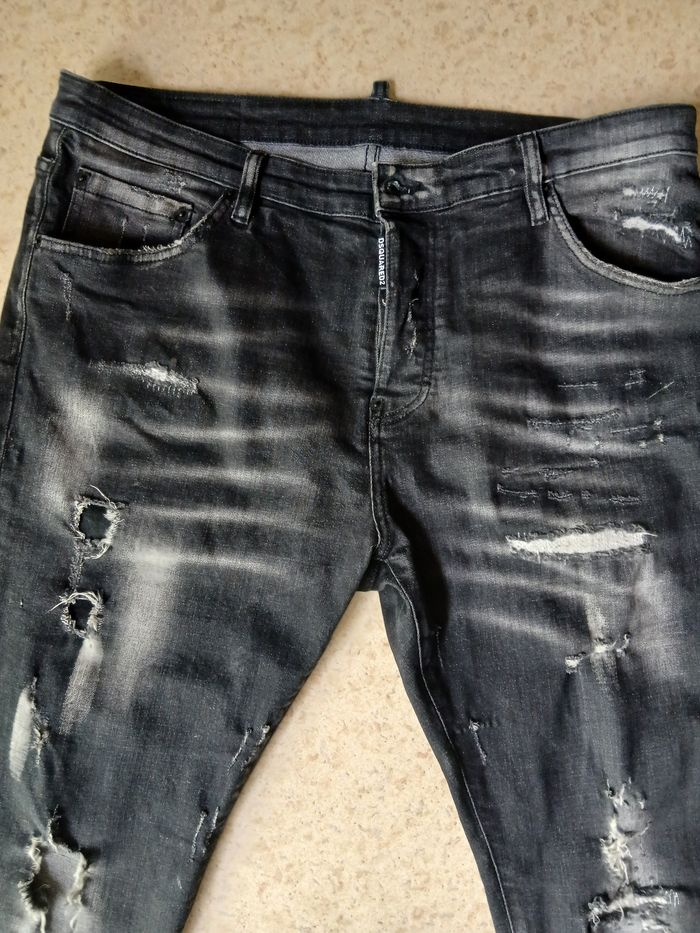 Jean noir troué Dsquared 2 - photo numéro 3