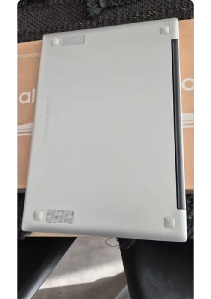 Chromebook Go - photo numéro 2