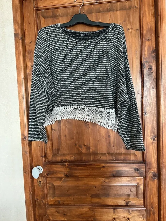 Pull fin