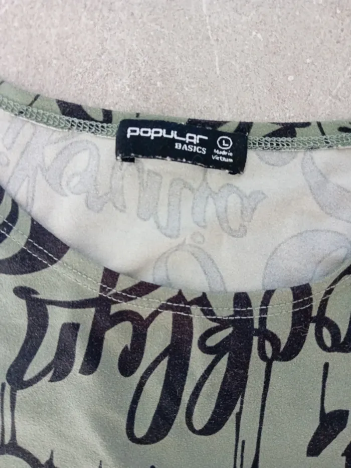 Top vert et noir en taille L de chez Populare Basics - photo numéro 2