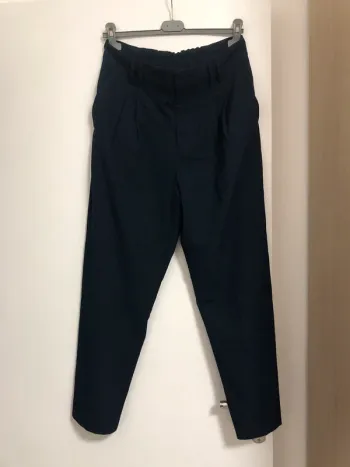 Superbe beau pantalon taille haute à pince Zara taille 40