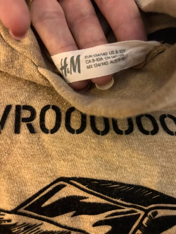 Pull a capuche 8-10 ans h&m - photo numéro 4