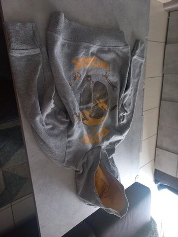 Pull garçon esprit