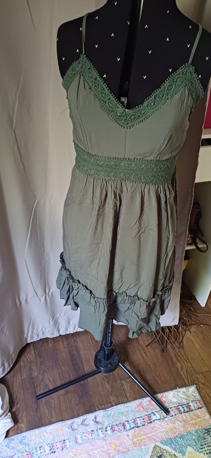 Robe à volant - photo numéro 2