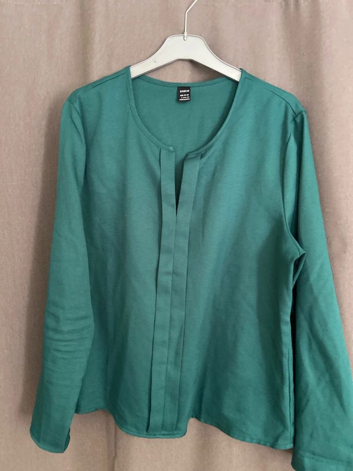 Blouse verte - photo numéro 2