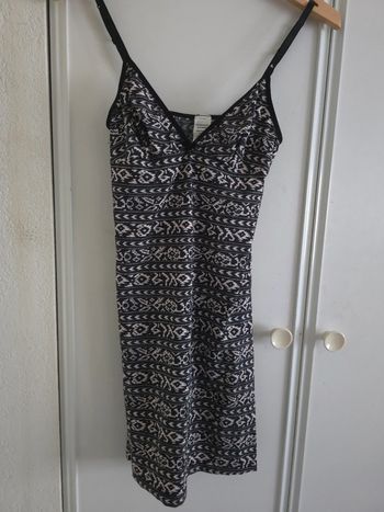 Nuisette taille 34/36 jamais porté
