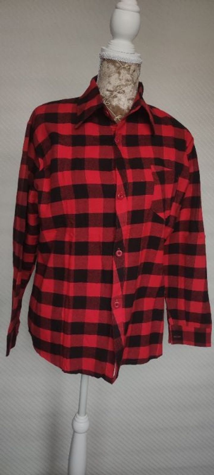 Chemise a carreaux