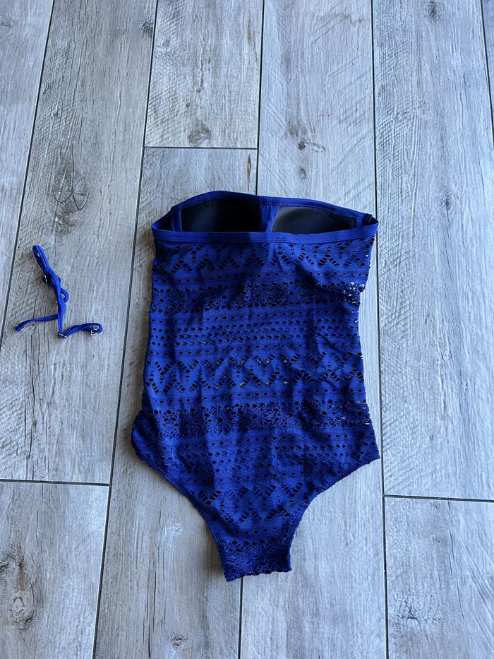 Maillot de bain Taille M - photo numéro 3