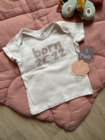 Tee-shirt manche courte « born 2022 »