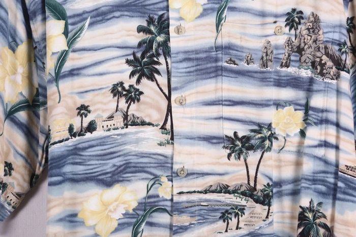 Magnifique chemisette vintage 80's en rayonne motif fleurs des îles (#240183) - photo numéro 4