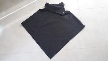 Poncho gris foncé avec laine TU - neuf