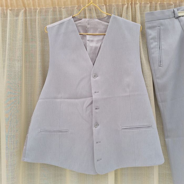Costume Homme gris pâle - photo numéro 7