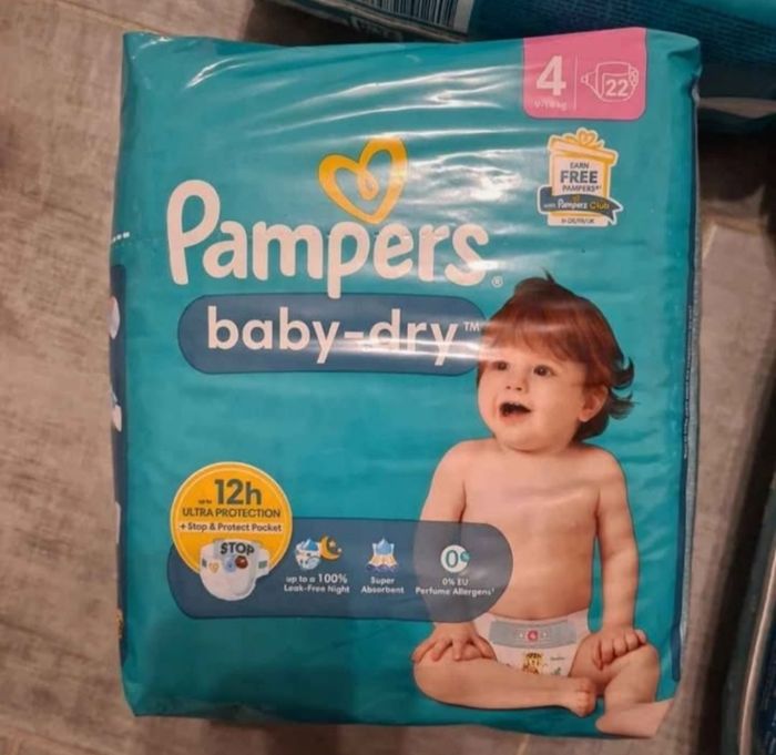 Pampers baby dry taille 4