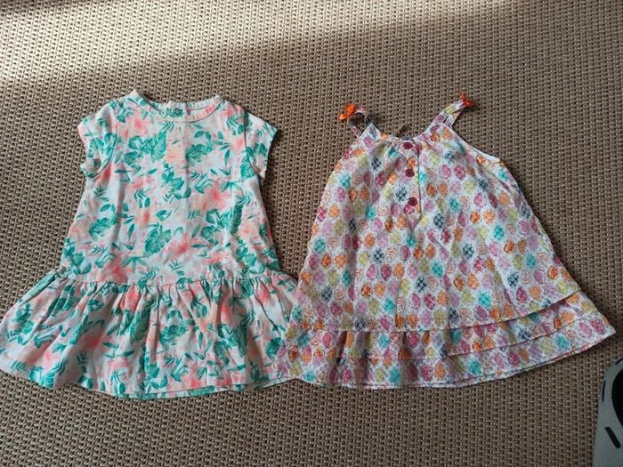 2 robes 6 mois