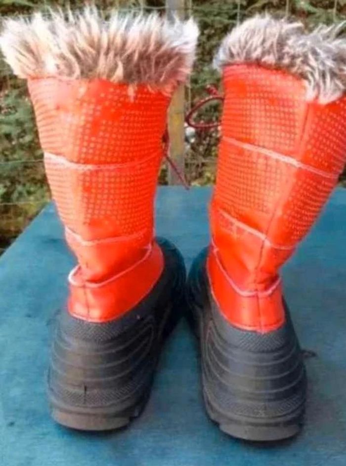 Bottes  neige  rouges -  35/36 - photo numéro 4