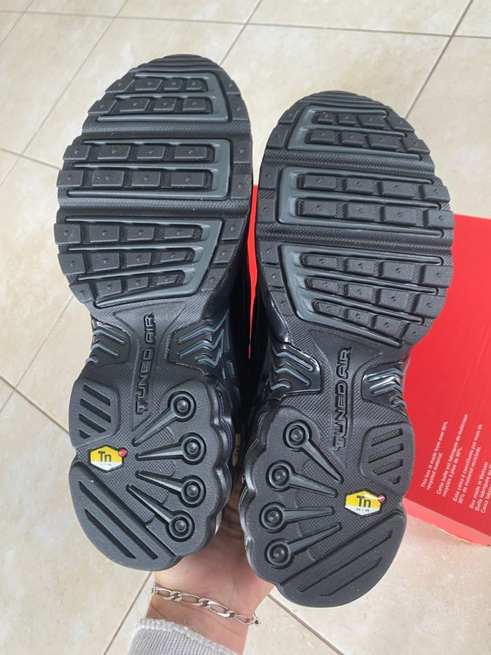 Air max plus 3 LTR TN noir 38,5 - photo numéro 5
