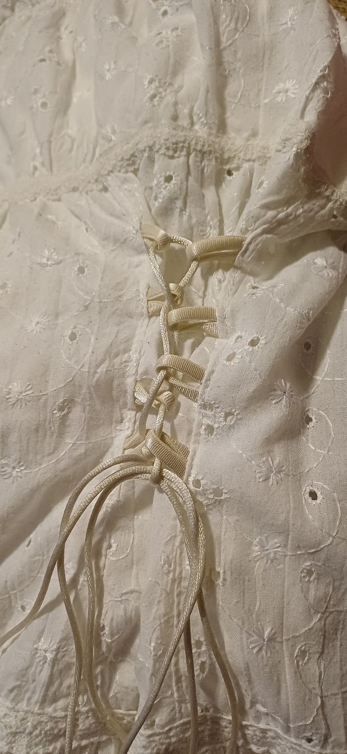 Top dentelle - photo numéro 5