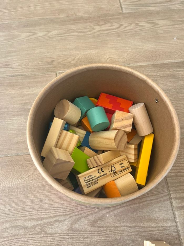 Lot de blocs de construction - photo numéro 2