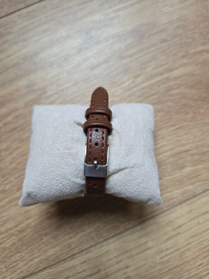 Montre femme vintage - photo numéro 4