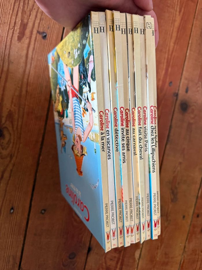 Lot de 10 livres bd Hachette albums Caroline Pierre Probst bords jaunes - photo numéro 6